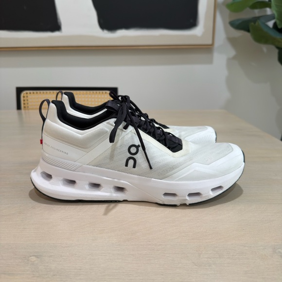 On Cloudnova x Men's Size 10  Training Shoes White/Black - Picture 1 of 9